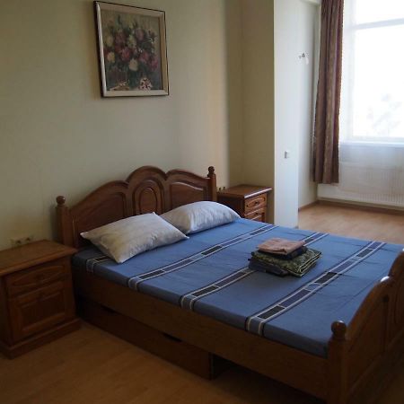 Dolphin Apartment Οδησσός Εξωτερικό φωτογραφία